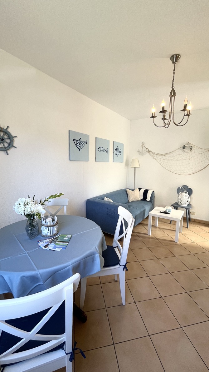 Ferienwohnung in Heringsdorf - Sonnenschein FeWo 1 - Wohnbereich Ferienwohnung in Heringsdorf - Sonnenschein FeWo 1 - Wohnbereich