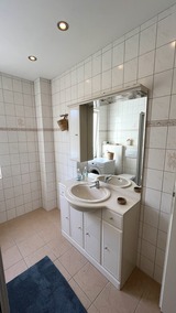 Ferienwohnung in Heringsdorf - Sonnenschein FeWo 2 - Badzimmer Ferienwohnung in Heringsdorf - Sonnenschein FeWo 2 - Badzimmer