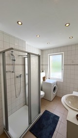 Ferienwohnung in Heringsdorf - Sonnenschein FeWo 2 - Badezimmer Ferienwohnung in Heringsdorf - Sonnenschein FeWo 2 - Badezimmer