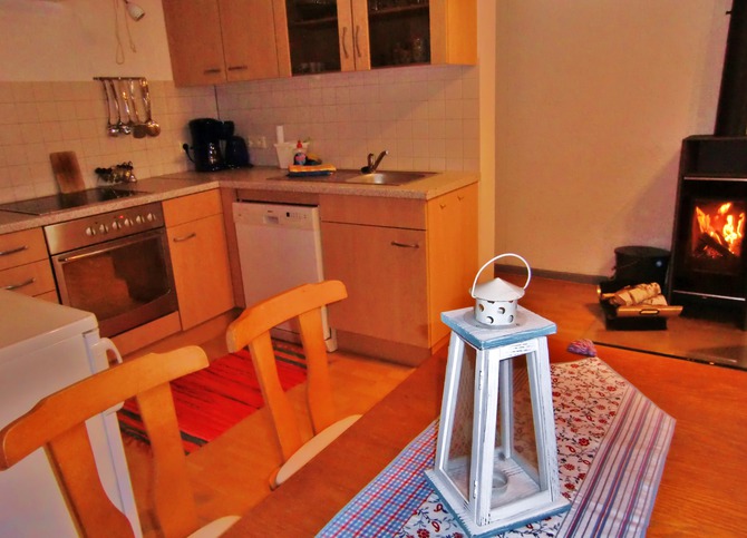 Ferienwohnung in Tremt - Zum Naturstrand - Romantisch essen am Kamin