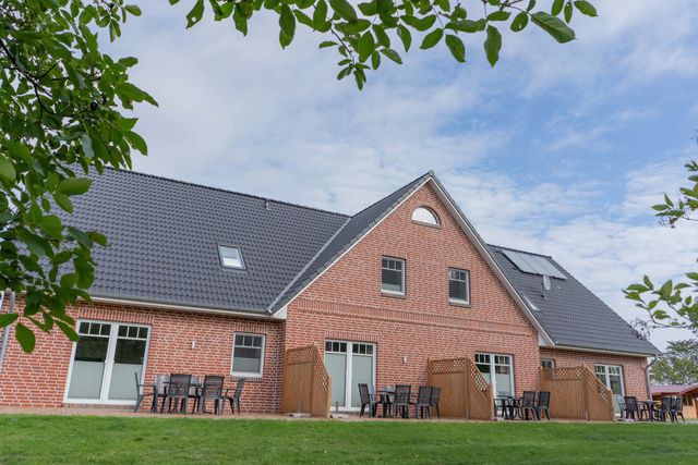 Ferienhaus in Fehmarn OT Sulsdorf - Bauernhof Kleingarn-Landhus Reihenhaus Nr. 22 - Bild 2