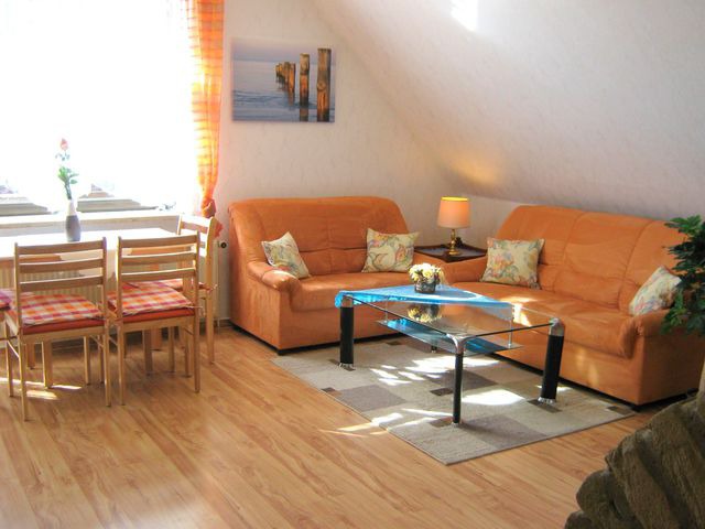 Ferienwohnung in Gr&ouml;mitz - Haus am Meer - Whg. 1 - strandnah & ruhig gelegen im Ostseebad Gr&ouml;mitz - Bild 2