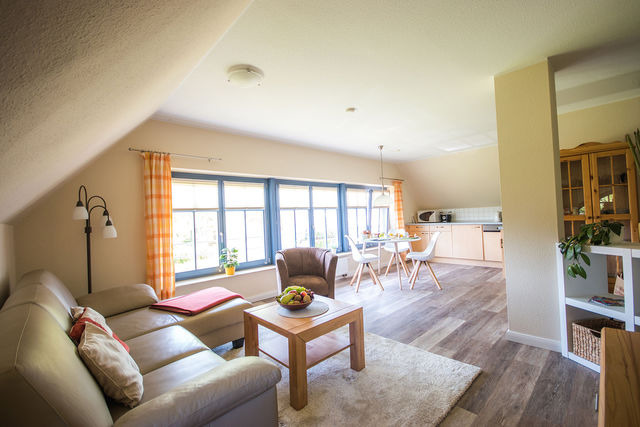 Ferienwohnung in Ostseeheilbad Zingst - Ostseebrise / Reetdach 1 - Bild 2