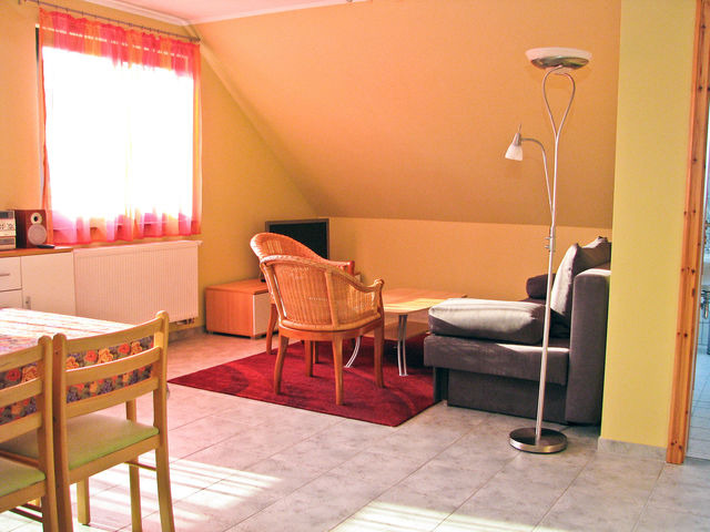 Ferienwohnung in Ostseeheilbad Zingst - H&uuml;tigendachs, FW 6 - Bild 2