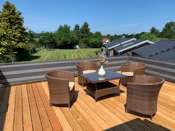 Ferienhaus in Kabelhorst - Ferienhaus "Landschof" - Sonnendeck für den Drink am Abend