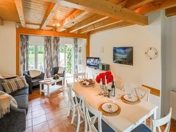 Ferienhaus in Ostseebad Nienhagen - Haus Rügen 10a Haus Rügen 10a