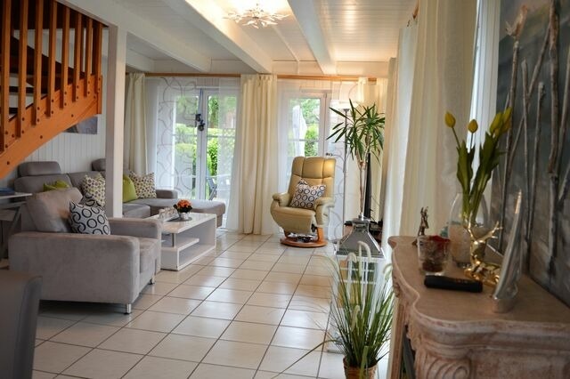 Ferienhaus in Heiligenhafen - Ferienhaus Ostseecharme mit Sauna u. Garten - Bild 7