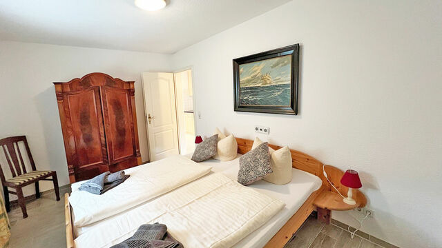 Ferienwohnung in G&ouml;hren - Villa Vivien, Ostsee H&uuml;hnergott App. 3 - Bild 4