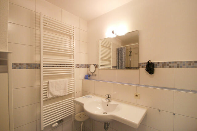 Ferienwohnung in G&ouml;hren - Villa Karina, Whg. 3 - Bild 10